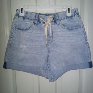 Women's denim shorts by SoundStyle in size S